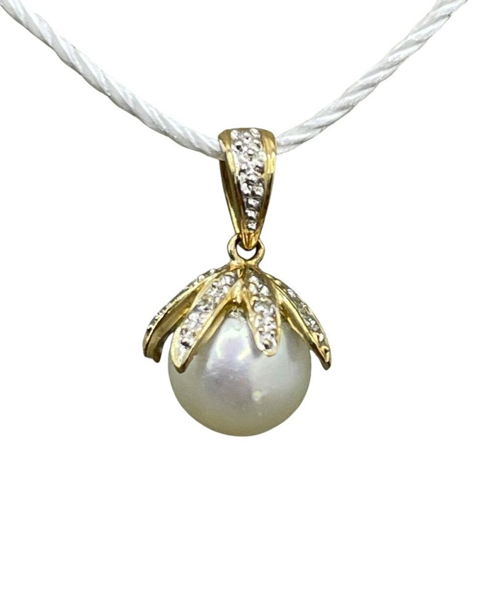 14K Yellow Gold Pearl Pendant W/ Diamond Setting (25499)
